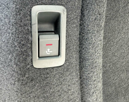 Белый Ауди А4, объемом двигателя 1.97 л и пробегом 220 тыс. км за 18500 $, фото 13 на Automoto.ua