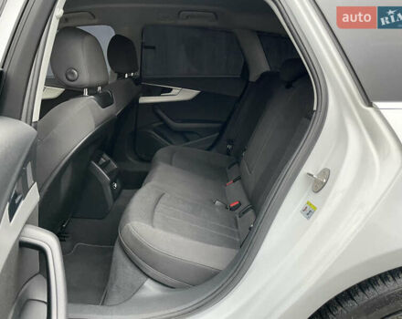 Белый Ауди А4, объемом двигателя 1.97 л и пробегом 231 тыс. км за 18490 $, фото 12 на Automoto.ua