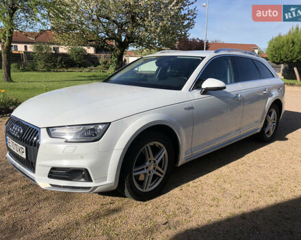 Белый Ауди А4, объемом двигателя 1.97 л и пробегом 148 тыс. км за 25000 $, фото 2 на Automoto.ua