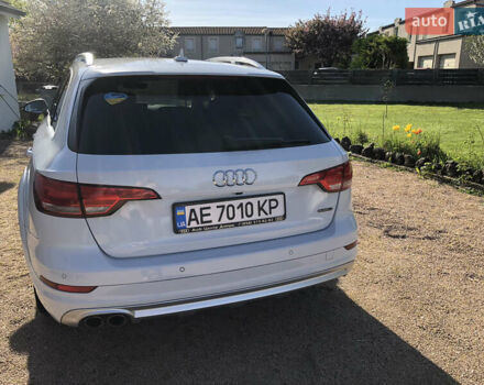 Белый Ауди А4, объемом двигателя 1.97 л и пробегом 148 тыс. км за 25000 $, фото 8 на Automoto.ua