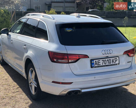 Белый Ауди А4, объемом двигателя 1.97 л и пробегом 148 тыс. км за 25000 $, фото 4 на Automoto.ua