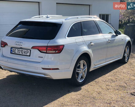 Белый Ауди А4, объемом двигателя 1.97 л и пробегом 148 тыс. км за 25000 $, фото 6 на Automoto.ua