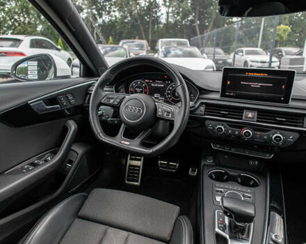 Белый Ауди А4, объемом двигателя 2 л и пробегом 175 тыс. км за 27990 $, фото 10 на Automoto.ua