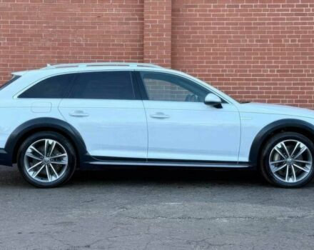 Белый Ауди А4, объемом двигателя 2 л и пробегом 33 тыс. км за 16800 $, фото 3 на Automoto.ua