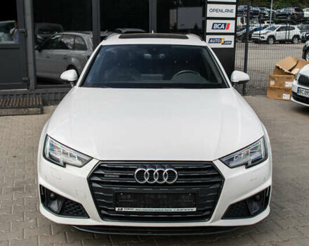 Белый Ауди А4, объемом двигателя 2 л и пробегом 175 тыс. км за 27990 $, фото 1 на Automoto.ua