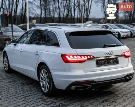 Белый Ауди А4, объемом двигателя 2 л и пробегом 162 тыс. км за 26900 $, фото 7 на Automoto.ua
