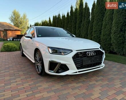 Белый Ауди А4, объемом двигателя 1.97 л и пробегом 157 тыс. км за 31999 $, фото 5 на Automoto.ua