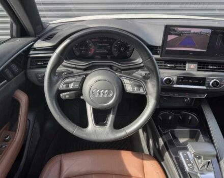 Белый Ауди А4, объемом двигателя 2 л и пробегом 32 тыс. км за 11000 $, фото 9 на Automoto.ua
