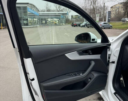 Белый Ауди А4, объемом двигателя 1.97 л и пробегом 99 тыс. км за 27250 $, фото 13 на Automoto.ua