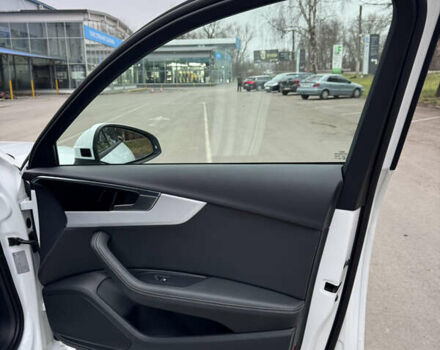 Белый Ауди А4, объемом двигателя 1.97 л и пробегом 99 тыс. км за 27250 $, фото 18 на Automoto.ua