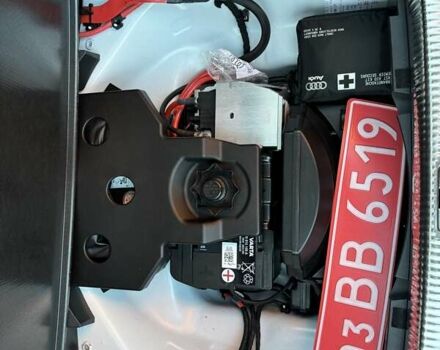 Белый Ауди А4, объемом двигателя 1.97 л и пробегом 157 тыс. км за 31999 $, фото 63 на Automoto.ua