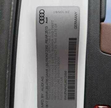 Білий Ауді А4, об'ємом двигуна 2 л та пробігом 76 тис. км за 8000 $, фото 11 на Automoto.ua