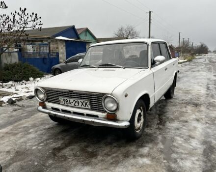 Белый Ауди А4, объемом двигателя 1.3 л и пробегом 1000 тыс. км за 350 $, фото 1 на Automoto.ua