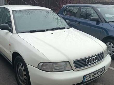 Білий Ауді А4, об'ємом двигуна 1.78 л та пробігом 270 тис. км за 3000 $, фото 1 на Automoto.ua