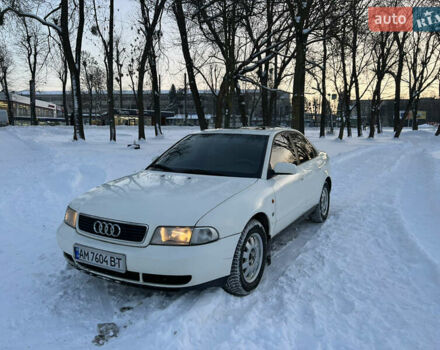 Белый Ауди А4, объемом двигателя 1.9 л и пробегом 417 тыс. км за 3599 $, фото 1 на Automoto.ua