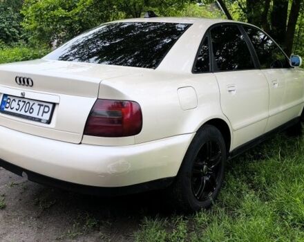 Білий Ауді А4, об'ємом двигуна 1.8 л та пробігом 289 тис. км за 3714 $, фото 1 на Automoto.ua