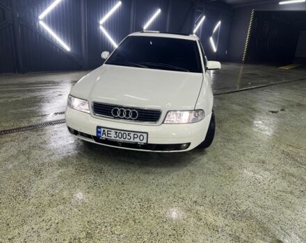 Білий Ауді А4, об'ємом двигуна 1.8 л та пробігом 320 тис. км за 3199 $, фото 1 на Automoto.ua