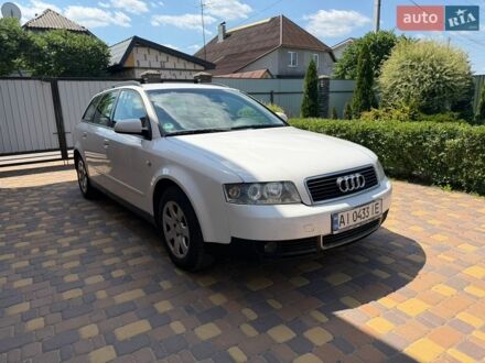 Білий Ауді А4, об'ємом двигуна 2 л та пробігом 336 тис. км за 4500 $, фото 1 на Automoto.ua