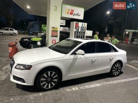 Білий Ауді А4, об'ємом двигуна 1.98 л та пробігом 160 тис. км за 9700 $, фото 1 на Automoto.ua