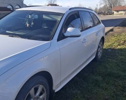 Белый Ауди А4, объемом двигателя 1.8 л и пробегом 282 тыс. км за 6700 $, фото 1 на Automoto.ua