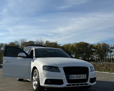 Ауди А4 2008 в Александрие на Automoto.ua Белый Ауди А4, объемом двигателя 1.8 л и пробегом 339 тыс. км за 8000 $, фото 1 на Automoto.ua