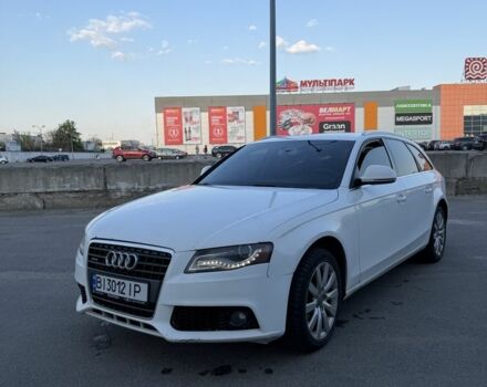 Белый Ауди А4, объемом двигателя 2 л и пробегом 300 тыс. км за 7500 $, фото 1 на Automoto.ua