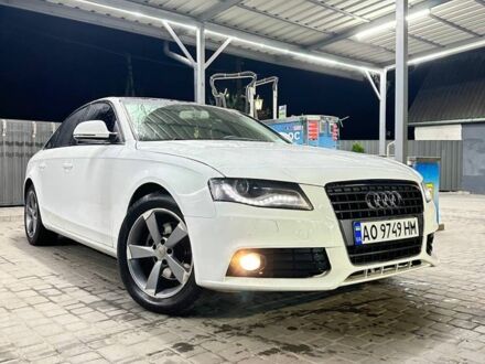 Белый Ауди А4, объемом двигателя 2 л и пробегом 240 тыс. км за 9000 $, фото 1 на Automoto.ua