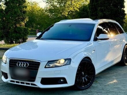 Ауди А4 2009 в Дубно на Automoto.ua Белый Ауди А4, объемом двигателя 2 л и пробегом 279 тыс. км за 10999 $, фото 1 на Automoto.ua