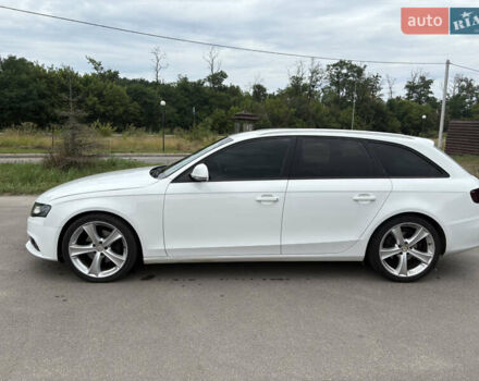 Білий Ауді А4, об'ємом двигуна 2 л та пробігом 227 тис. км за 8900 $, фото 1 на Automoto.ua