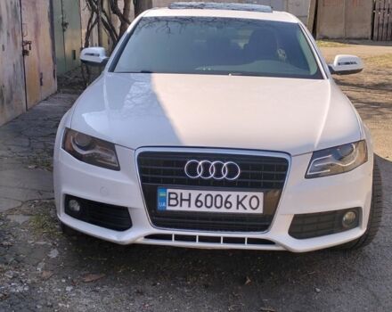Белый Ауди А4, объемом двигателя 2 л и пробегом 280 тыс. км за 10000 $, фото 1 на Automoto.ua