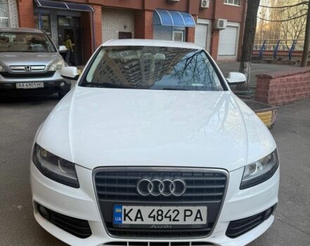 Белый Ауди А4, объемом двигателя 2 л и пробегом 145 тыс. км за 7000 $, фото 1 на Automoto.ua