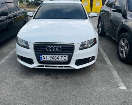 Белый Ауди А4, объемом двигателя 2 л и пробегом 173 тыс. км за 8800 $, фото 1 на Automoto.ua