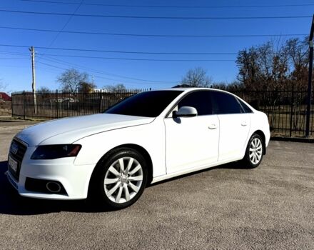Белый Ауди А4, объемом двигателя 2 л и пробегом 335 тыс. км за 8700 $, фото 1 на Automoto.ua