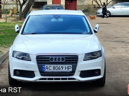 Ауді А4 2010 у Києві на Automoto.ua Білий Ауді А4, об'ємом двигуна 2.7 л та пробігом 270 тис. км за 11200 $, фото 1 на Automoto.ua