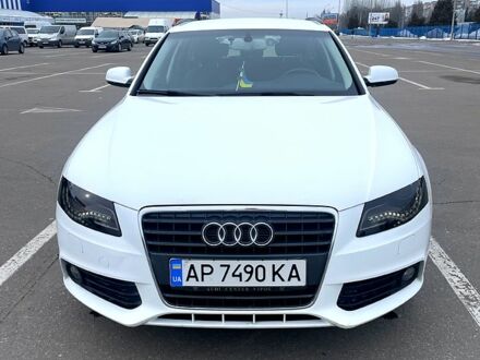 Белый Ауди А4, объемом двигателя 2 л и пробегом 277 тыс. км за 10300 $, фото 1 на Automoto.ua
