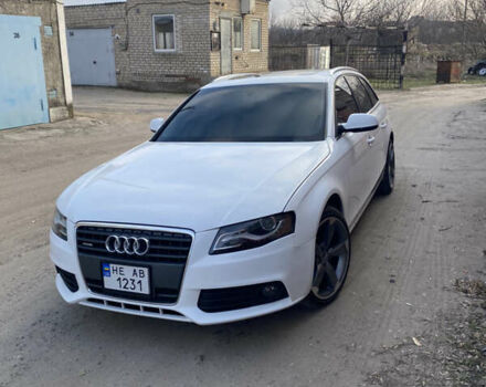 Белый Ауди А4, объемом двигателя 1.98 л и пробегом 267 тыс. км за 12000 $, фото 1 на Automoto.ua