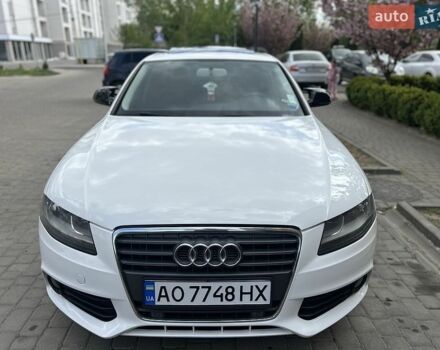 Белый Ауди А4, объемом двигателя 2 л и пробегом 287 тыс. км за 7999 $, фото 1 на Automoto.ua