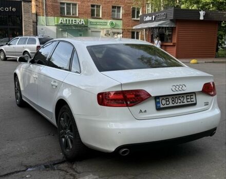 Белый Ауди А4, объемом двигателя 3 л и пробегом 247 тыс. км за 11200 $, фото 1 на Automoto.ua