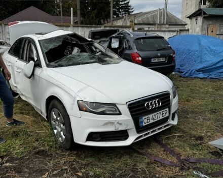 Білий Ауді А4, об'ємом двигуна 2 л та пробігом 220 тис. км за 6000 $, фото 1 на Automoto.ua