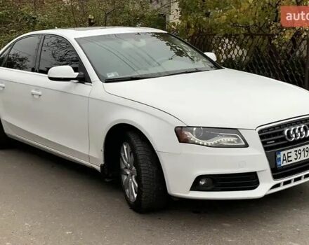 Білий Ауді А4, об'ємом двигуна 2 л та пробігом 240 тис. км за 10500 $, фото 1 на Automoto.ua