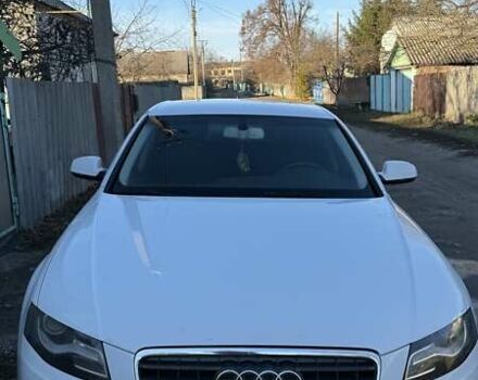 Белый Ауди А4, объемом двигателя 1.8 л и пробегом 218 тыс. км за 10500 $, фото 1 на Automoto.ua