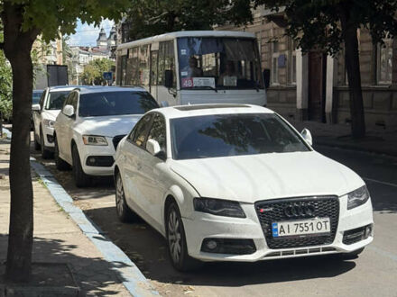 Белый Ауди А4, объемом двигателя 1.98 л и пробегом 270 тыс. км за 11000 $, фото 1 на Automoto.ua