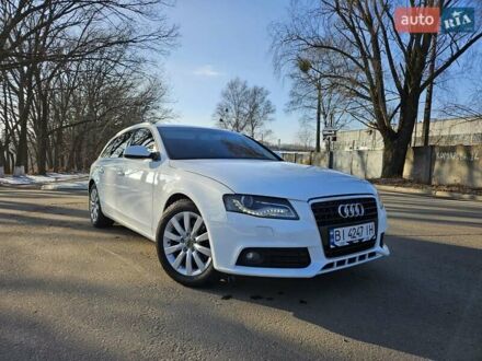 Ауді А4 2011 у Полтаві на Automoto.ua Білий Ауді А4, об'ємом двигуна 1.98 л та пробігом 249 тис. км за 11600 $, фото 1 на Automoto.ua