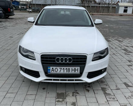 Білий Ауді А4, об'ємом двигуна 1.8 л та пробігом 150 тис. км за 10000 $, фото 1 на Automoto.ua