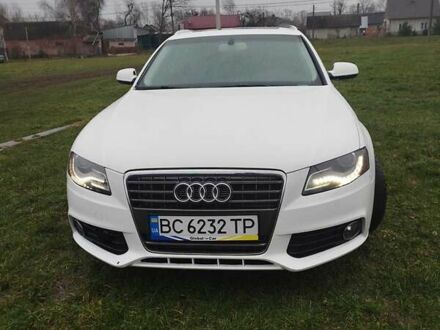 Белый Ауди А4, объемом двигателя 2 л и пробегом 170 тыс. км за 13000 $, фото 1 на Automoto.ua