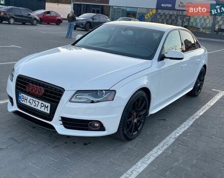 Белый Ауди А4, объемом двигателя 2 л и пробегом 240 тыс. км за 10900 $, фото 1 на Automoto.ua
