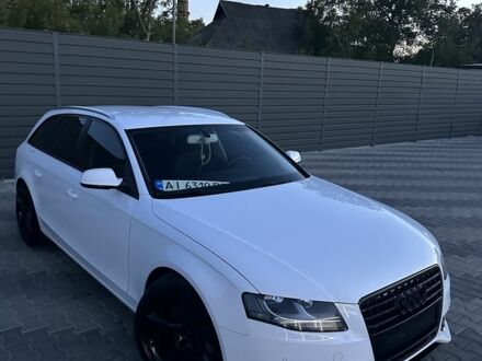 Білий Ауді А4, об'ємом двигуна 1.8 л та пробігом 230 тис. км за 11000 $, фото 1 на Automoto.ua