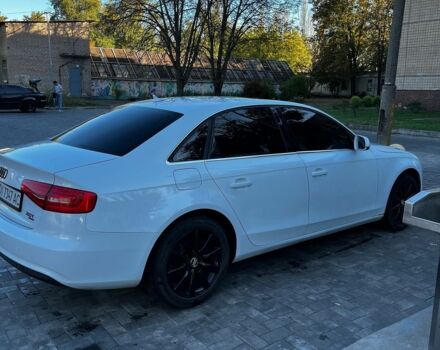 Білий Ауді А4, об'ємом двигуна 1.98 л та пробігом 208 тис. км за 9000 $, фото 1 на Automoto.ua