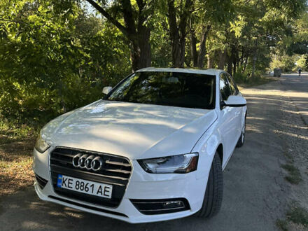 Белый Ауди А4, объемом двигателя 2 л и пробегом 103 тыс. км за 13500 $, фото 1 на Automoto.ua