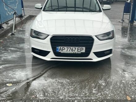 Ауди А4 2012 в Умани на Automoto.ua Белый Ауди А4, объемом двигателя 2 л и пробегом 252 тыс. км за 12000 $, фото 1 на Automoto.ua